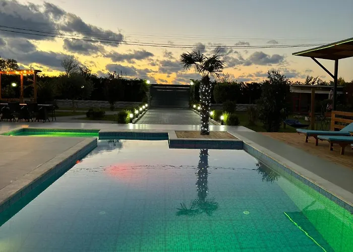 Shefit Rrushkull (Durres)