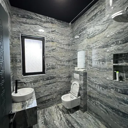 Villa Shefit Rrushkull (Durres)